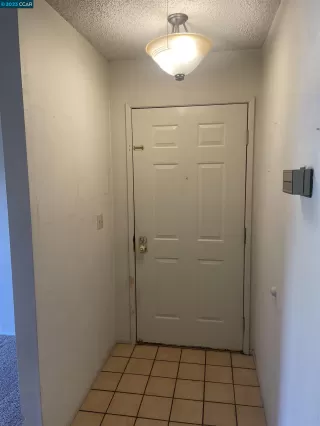 Photo #6: 41018534 Listing