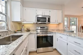 Photo #4: 41018536 Listing