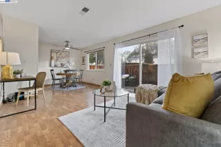 Photo #5: 41018566 Listing