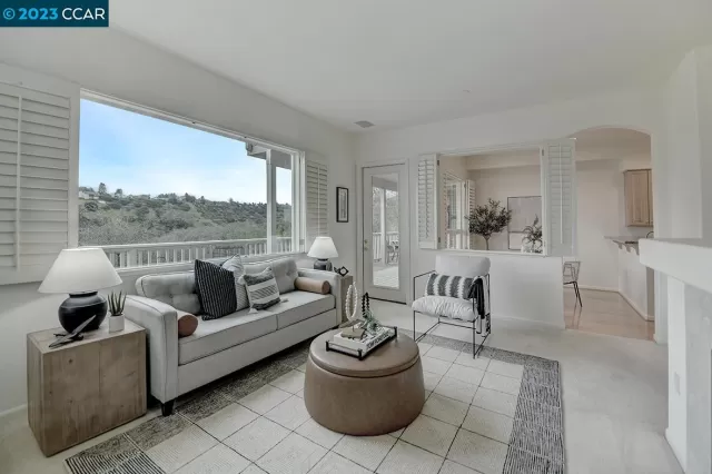 MLS: 41018581 Condo For Sale