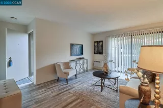 Photo #4: 41018590 Listing 