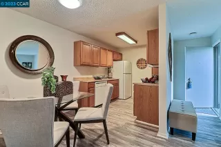 Photo #6: 41018590 Listing 