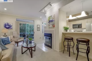 Photo #2: 41018620 Listing