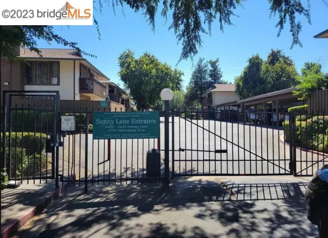 MLS: 41018628 Condo For Sale