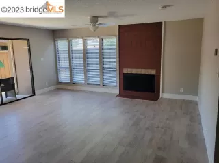 Photo #3: 41018628 Listing 