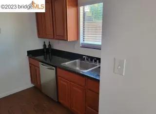 Photo #6: 41018628 Listing 