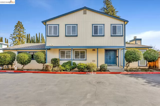 MLS: 41018644 Condo For Sale