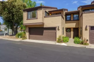 Photo #4: 41018649 Listing