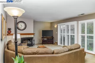 Photo #3: 41018659 Listing