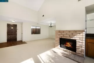 Photo #4: 41018683 Listing 