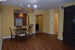 Photo #1: 41018694 Listing