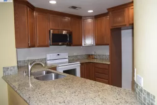 Photo #5: 41018694 Listing