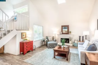 Photo #2: 41018725 Listing