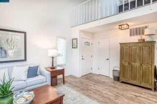 Photo #6: 41018725 Listing