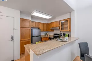 Photo #6: 41018739 Listing