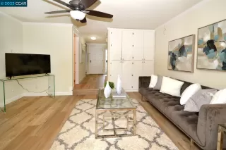 Photo #5: 41018759 Listing