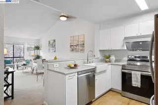 Photo #4: 41018781 Listing