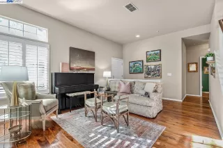 Photo #2: 41018798 Listing