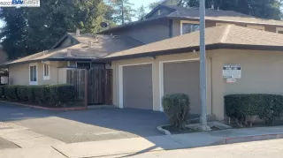 Photo #1: 41018865 Listing