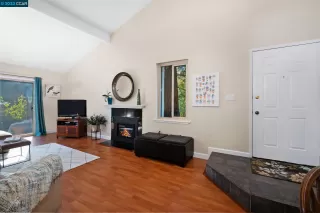 Photo #3: 41018872 Listing 