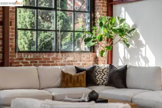 Photo #4: 41018898 Listing