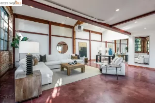 Photo #5: 41018898 Listing