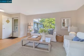 Click for more information on MLS # 41018899 : 1965 ASCOT DR # 7 More Details about MLS # 41018899 : 1965 ASCOT DR # 7