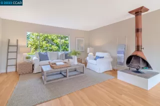 Photo #3: 41018899 Listing 