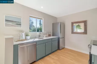 Photo #4: 41018899 Listing 