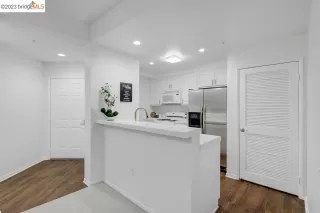 Photo #5: 41018910 Listing 