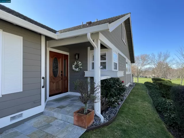 MLS: 41018916 Condo For Sale