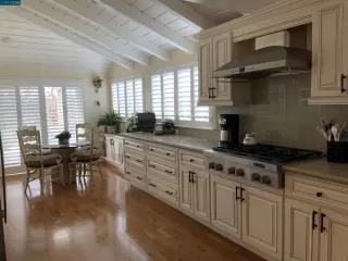 Photo #2: 41018916 Listing