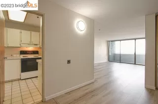 Photo #6: 41018923 Listing 