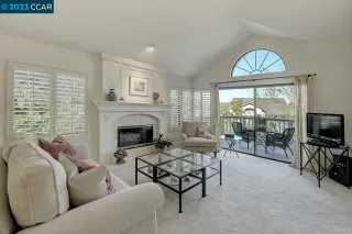 Photo #2: 41018934 Listing