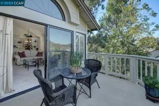 Photo #6: 41018934 Listing