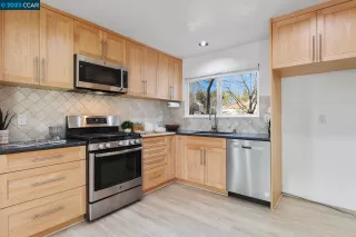 Photo #5: 41018990 Listing 