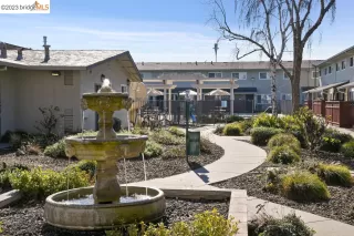 Photo #1: 41018996 Listing