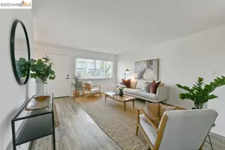 Photo #6: 41018996 Listing