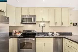 Photo #3: 41019101 Listing