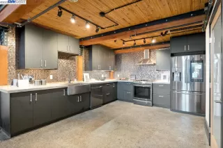 Photo #6: 41019246 Listing