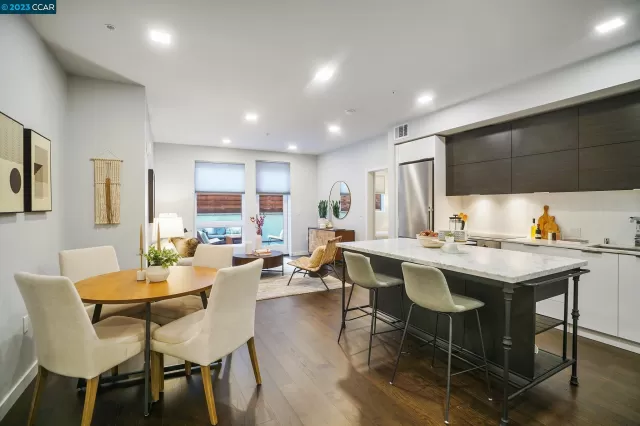 MLS: 41019264 Condo For Sale