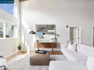 Photo #2: 41019389 Listing