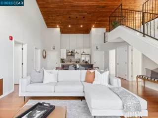 Photo #5: 41019389 Listing