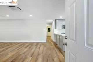 Photo #6: 41019394 Listing 