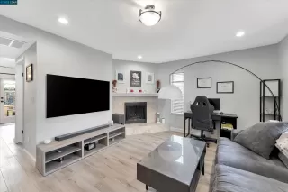 Photo #1: 41019485 Listing