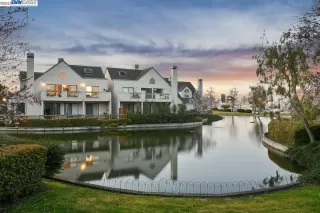 Photo #2: 41019536 Listing