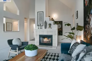 Photo #6: 41019536 Listing