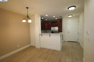 Photo #2: 41019546 Listing