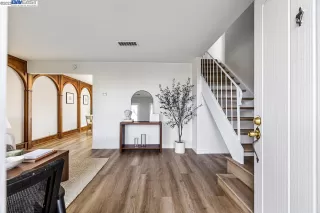 Photo #3: 41019557 Listing