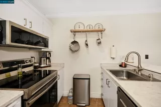 Photo #5: 41019602 Listing 